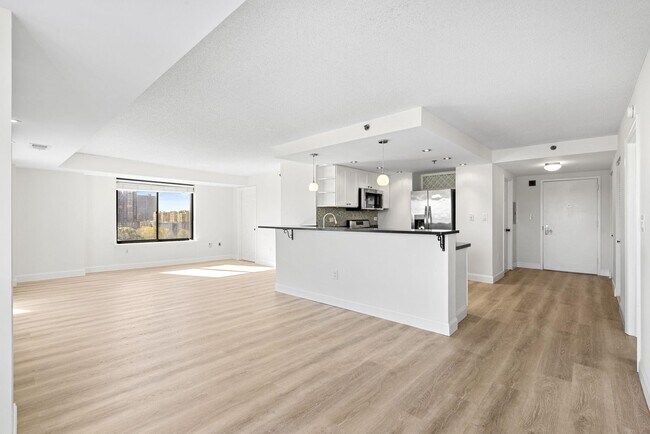Photo - 700 1st St Unit 13H
