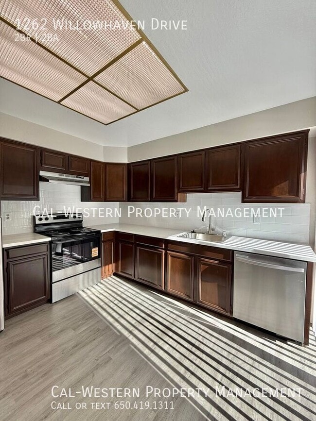 Photo - 1262 Willowhaven Dr