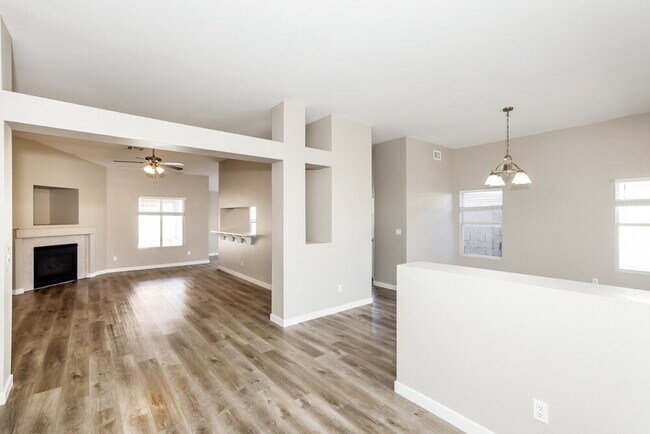 Photo - 5813 Grand Heritage St