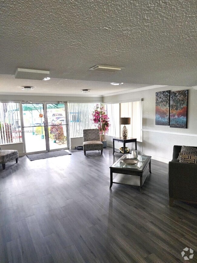 Building Photo - 22615 SW 66th Ave Unit 312 Rental