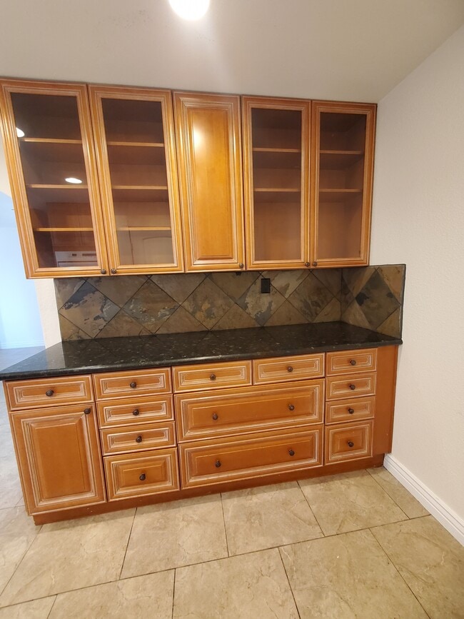 Photo - 2725 S Azalea Dr