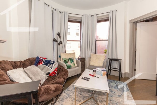 Photo - Minutes to BCOM, NEU & BU