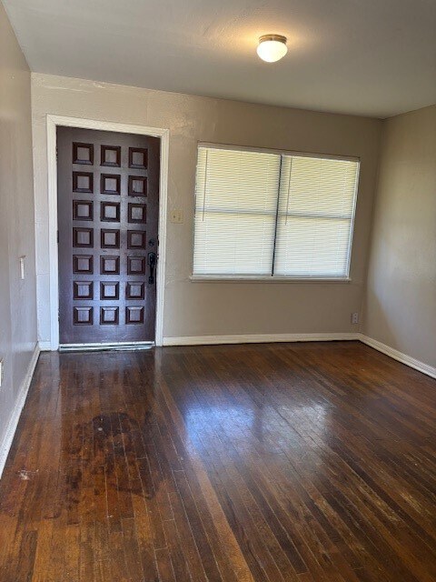 Photo - 6214 Iron Rock Ave