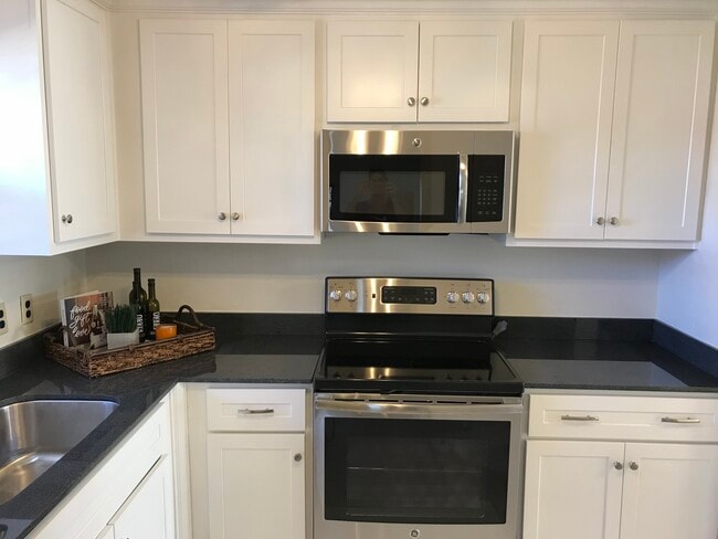 Photo - 2229 Churchill Pl