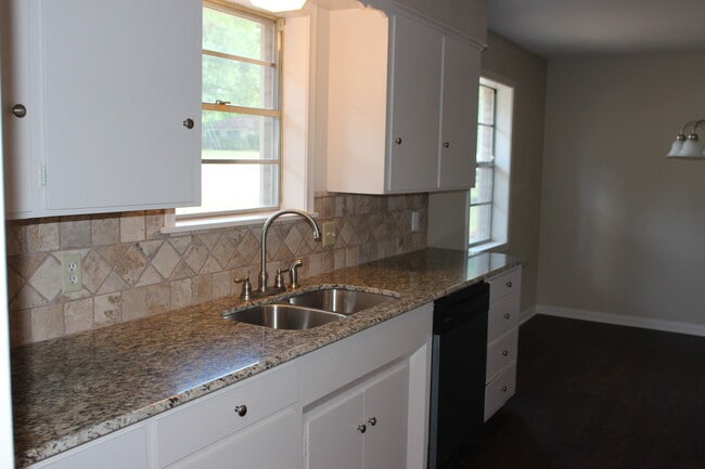 Photo - Updated 3 Bedroom in Tyler