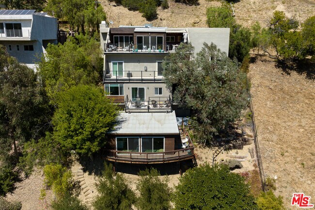 Photo - 3866 Alta Mesa Dr