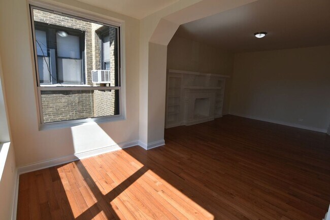 Photo - 700 W Grace St Unit 710 -3
