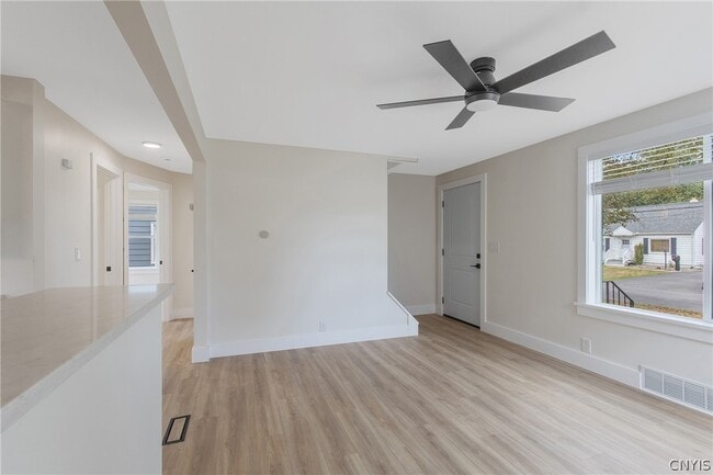 Photo - 117 Edden Ln