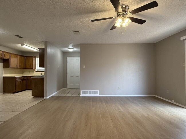 Photo - West Lubbock Living!