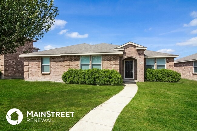 Building Photo - 1209 Candler Dr