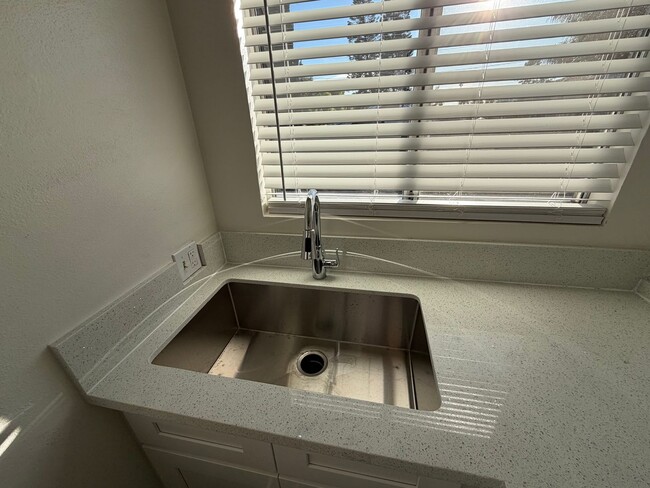 Photo - 311 Griswold Ave Unidad 311 #C