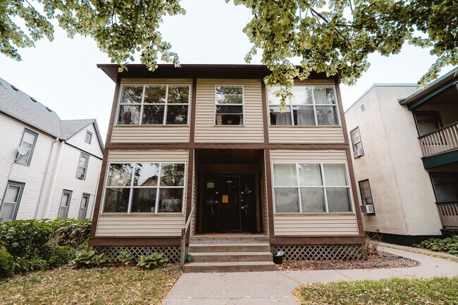 Photo - 2821 Garfield Ave Apartment Unit 4