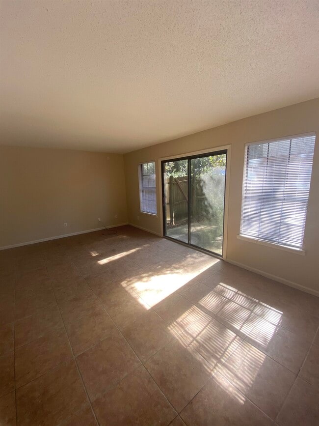 Photo - 3701 Donovan Dr