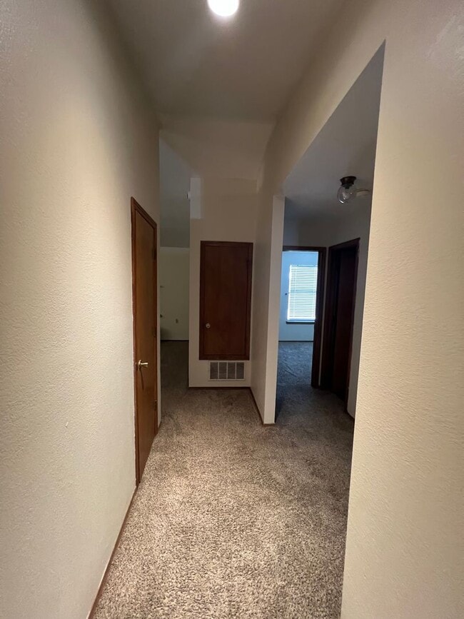 Photo - Taylor Ranch 3 Bedrooms 2 Bath 2/CG 1800/sf