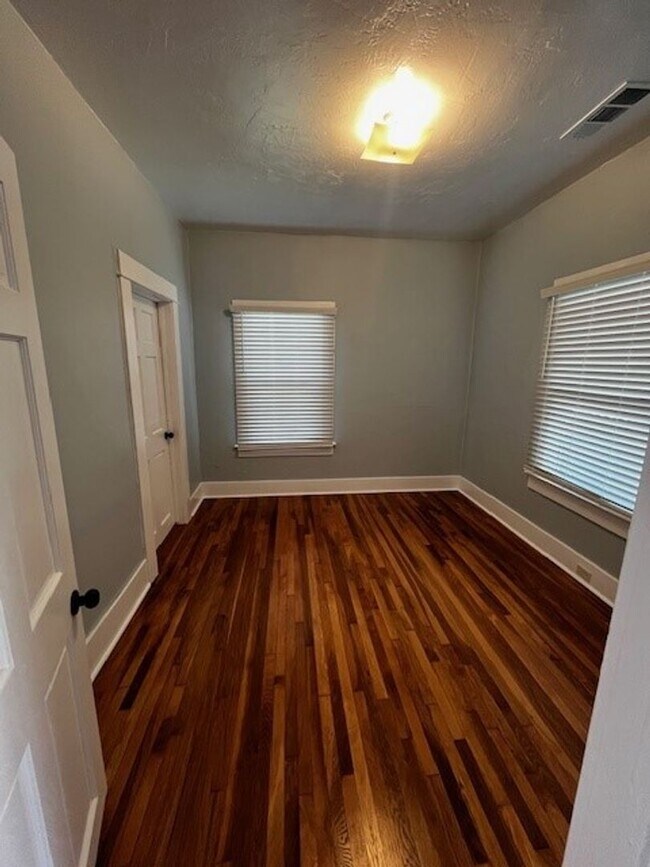 Photo - 2315 22nd St