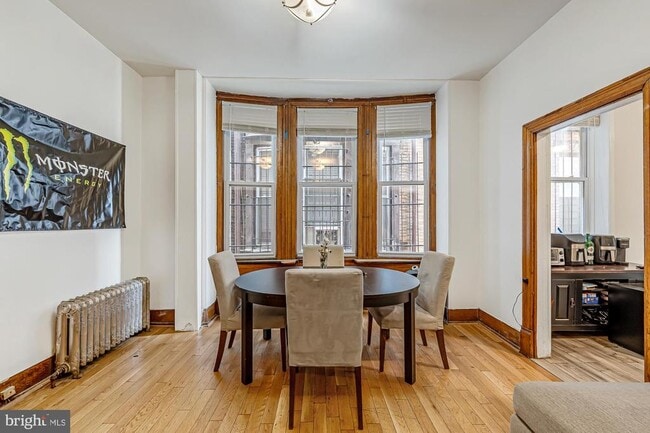 Photo - 4011 Pine St