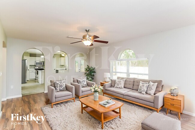 Photo - 3196 Carlotta Road