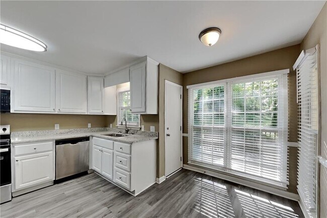 Photo - 2105 Cornerstone Ln S W