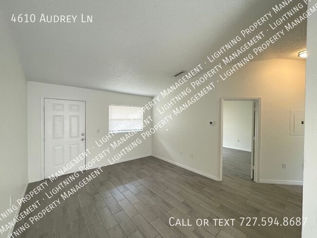 Photo - 4610 Audrey Ln