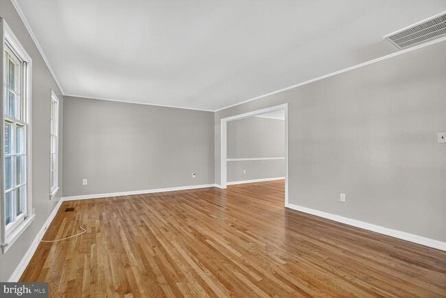 Building Photo - 7720 Loudon Dr Rental