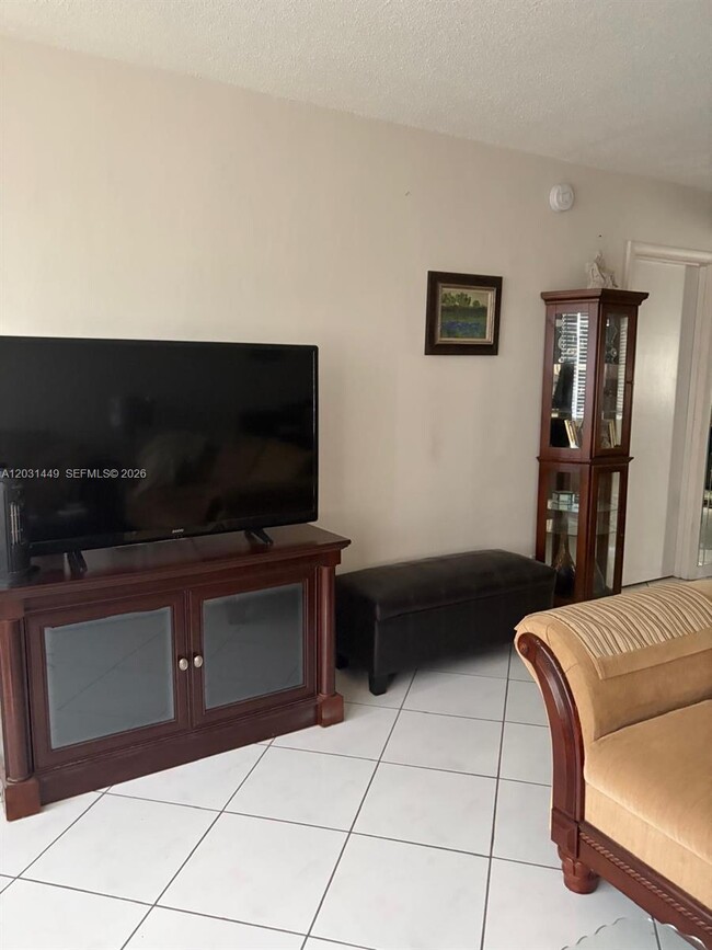 Photo - 215 SE 3rd Ave Unit 403A