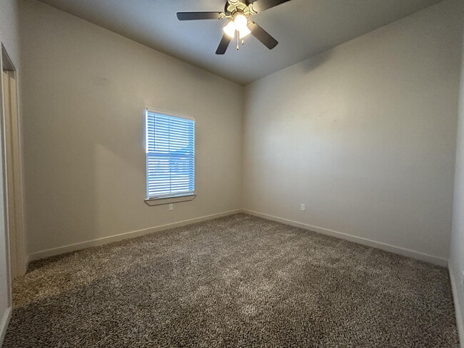 Photo - 2611 135th St