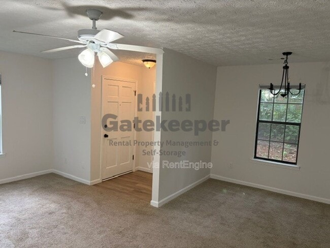 Photo - 280 Handley Ct