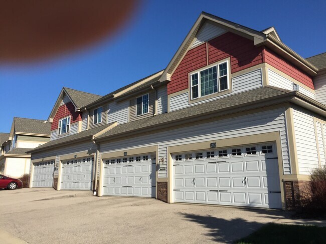 Photo - 1135 Ridge Creek Cir Townhome