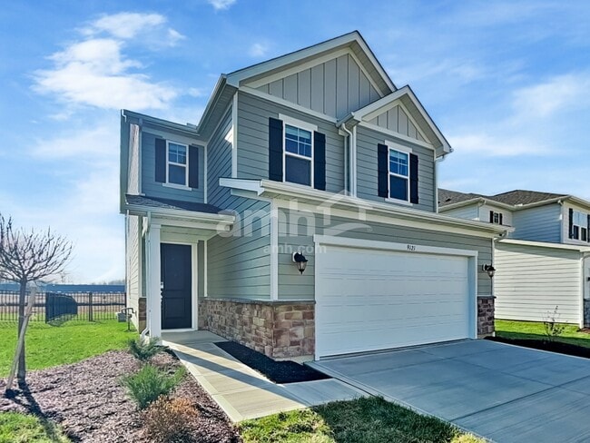 Building Photo - 9121 Henley Ave