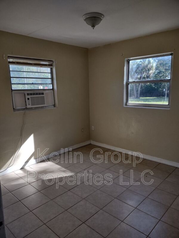 157 E Northside Dr Unidad 1
