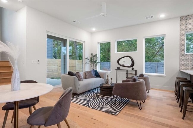 Photo - 4513 S 3rd St