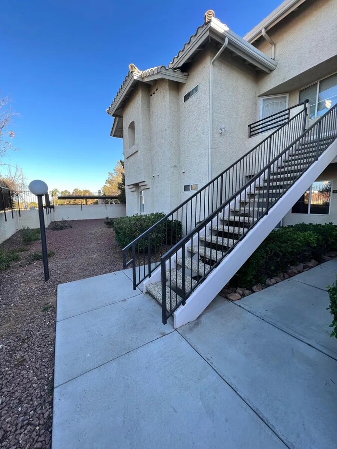 Photo - 3320 S Fort Apache Rd Townhome