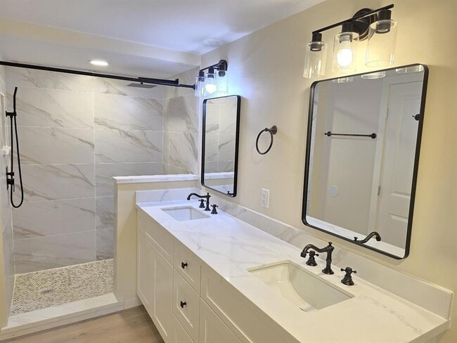 Photo - 5060 Evergreen Forest Ln