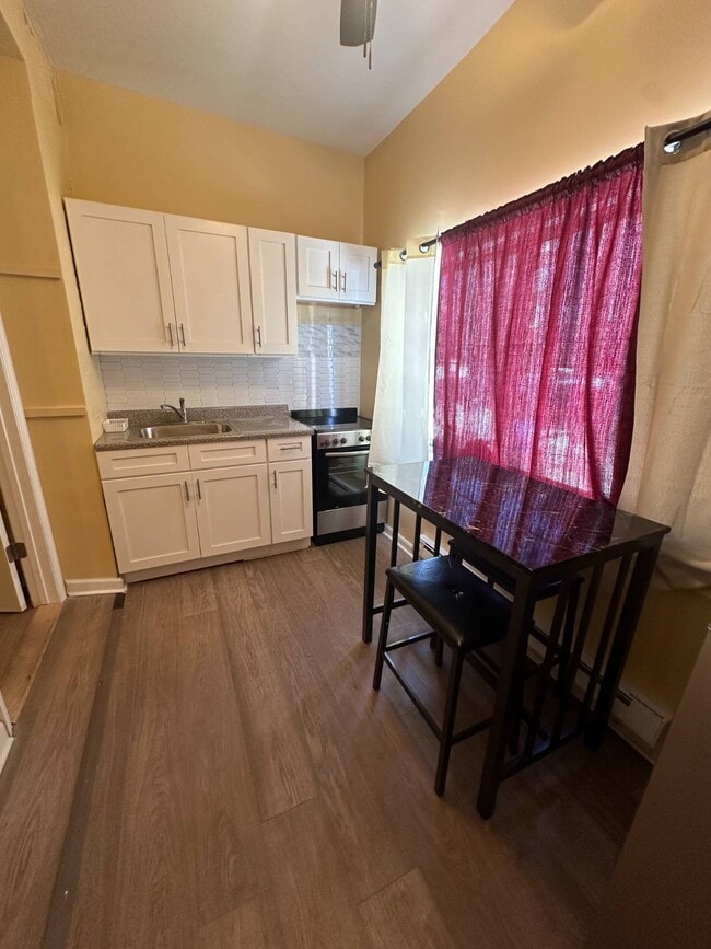 Photo - 1146 E 35th St Unidad 1