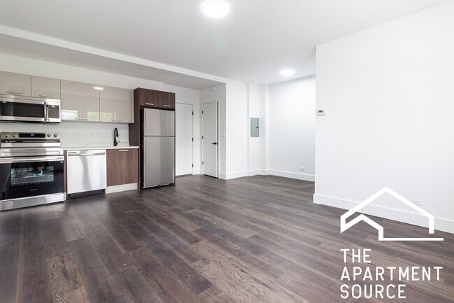 Photo - 1555 W Hollywood Ave Unit 313