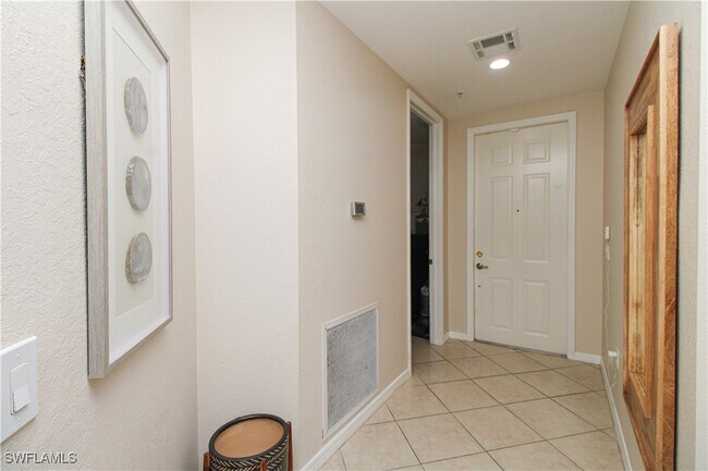 Photo - 1355 Mariposa Cir Unit 102