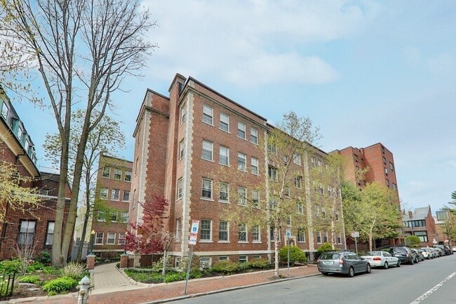 Building Photo - 21 Chauncy St Unit 32