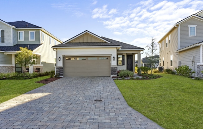 Photo - 162 Cedar Elm Way