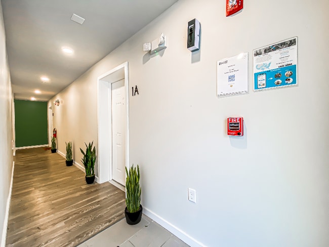 Photo - 133 S 46th St