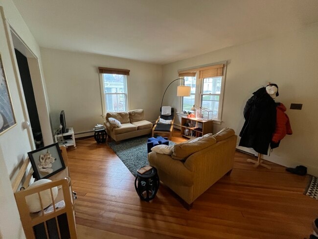 Photo - 413 Ronalds St