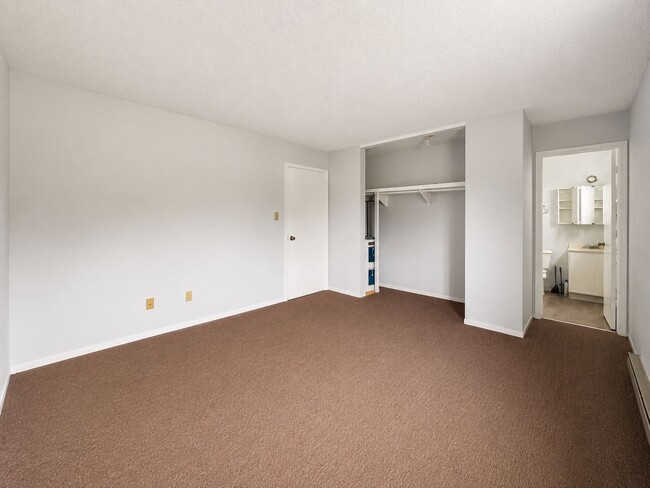Photo - 1 Bed/1 Bath Apartment • Melbourne • Partial Utilities Included Unit 8