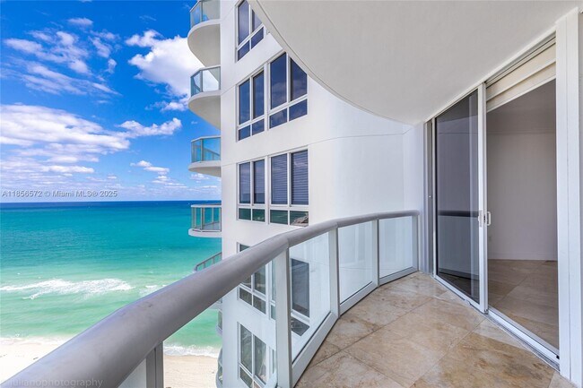 Building Photo - 6365 Collins Ave Unit 2211 Rental
