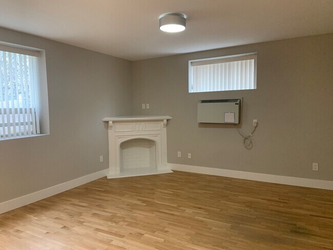 Photo - 83 Isabella St Unit 116