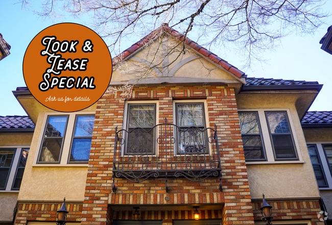 Building Photo - LOOK & LEASE! Stunning 1930s Townhouse in ... Unit 214