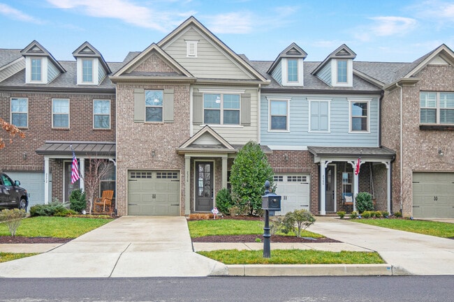 Photo - 2576 Wellesley Square Dr