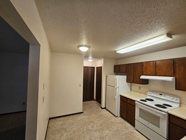 Photo - Green Apartments