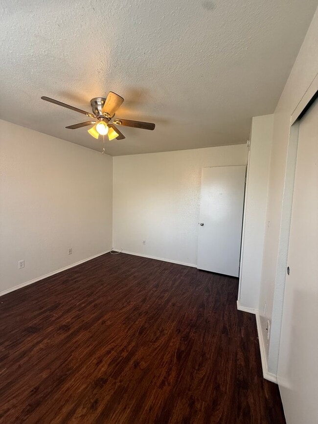 718 Emory St Unidad 718