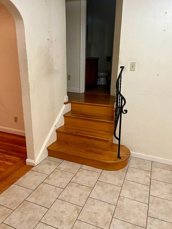 Photo - 437 Mastick Ave