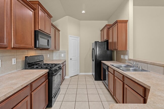 Photo - 26350 Longview Creek Dr