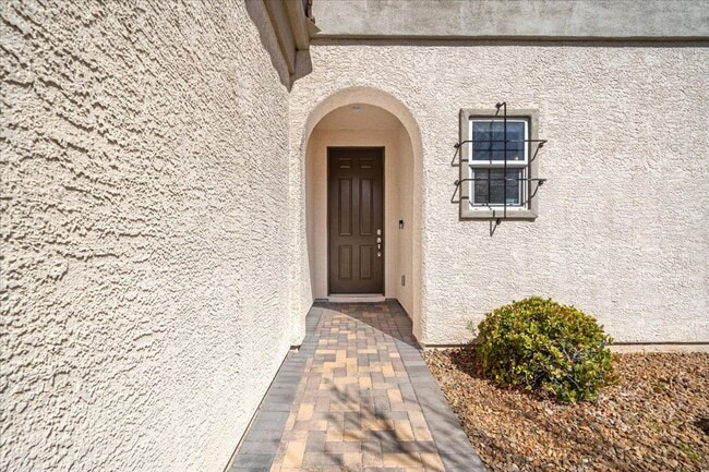 Photo - Sophisticated 3 Bedroom Retreat with Designer Finishes & Entertainer’s Backyard